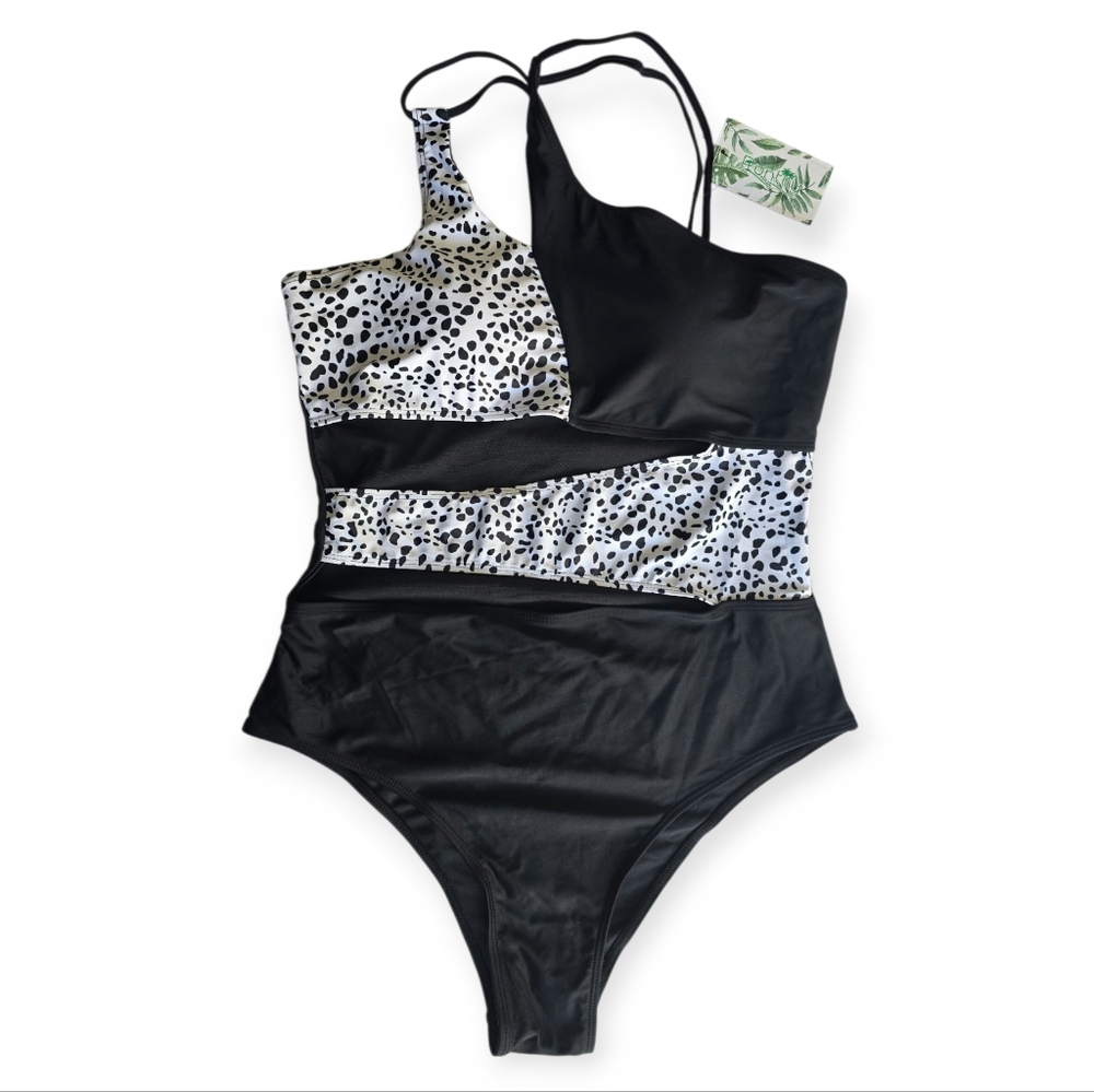 Runtlly dalmatian black white‎ one piece swimsuit Size M